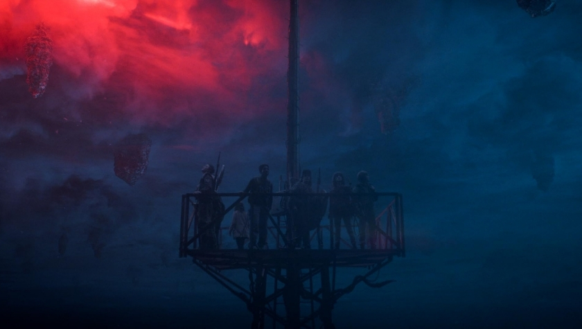Natalia Dyer, Caleb McLaughlin, Charlie Heaton, Joe Keery, Gaten Matarazzo, and Dustin Henderson in 'Stranger Things'