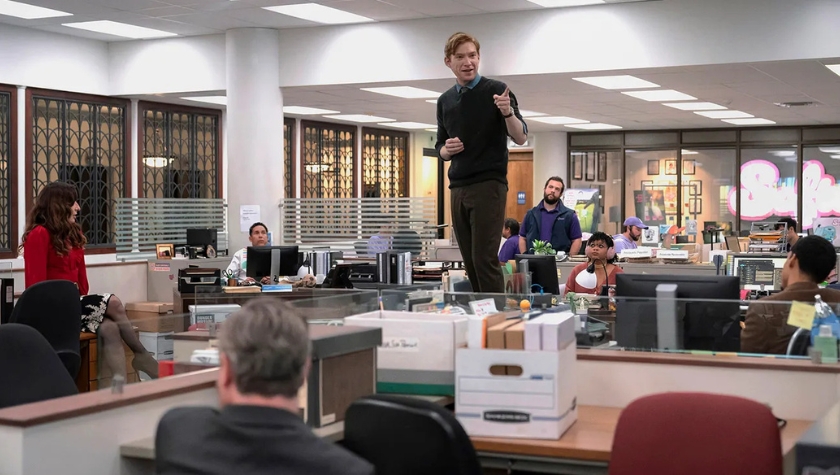 Sabrina Impacciatore, Oscar Nuñez, Domhnall Gleeson, and Gbemisola Ikumelo in 'The Paper'